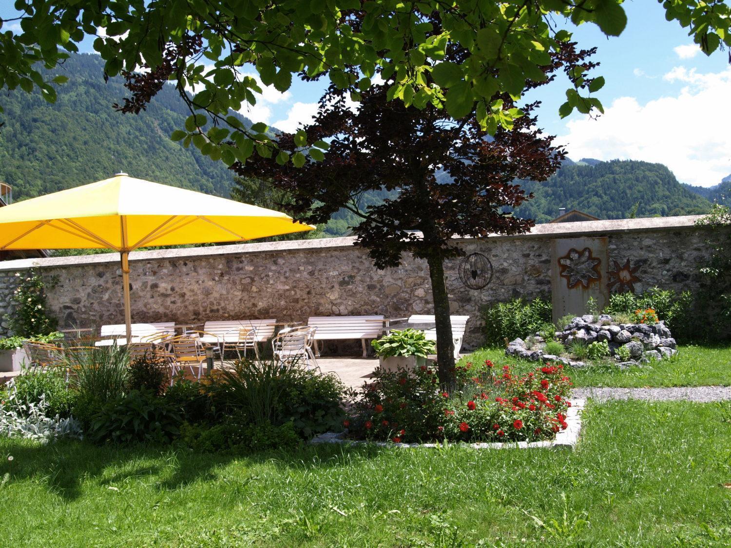 Seminar- Und Gaestehaus Im Kloster Bezau Exterior foto